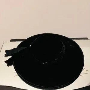 The Blum Store | Accessories | The Blum Store Philadelphia  display picture 2